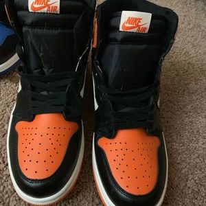 Men’s Jordan Shattered Backboard Sneakers sz 11